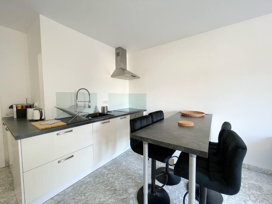 Apartamento Cosy Deux Pieces Menton Exterior foto